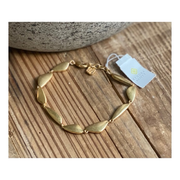 Kendra Scott Jewelry - Kendra Scott • “Kira” Bracelet • Vintage Gold